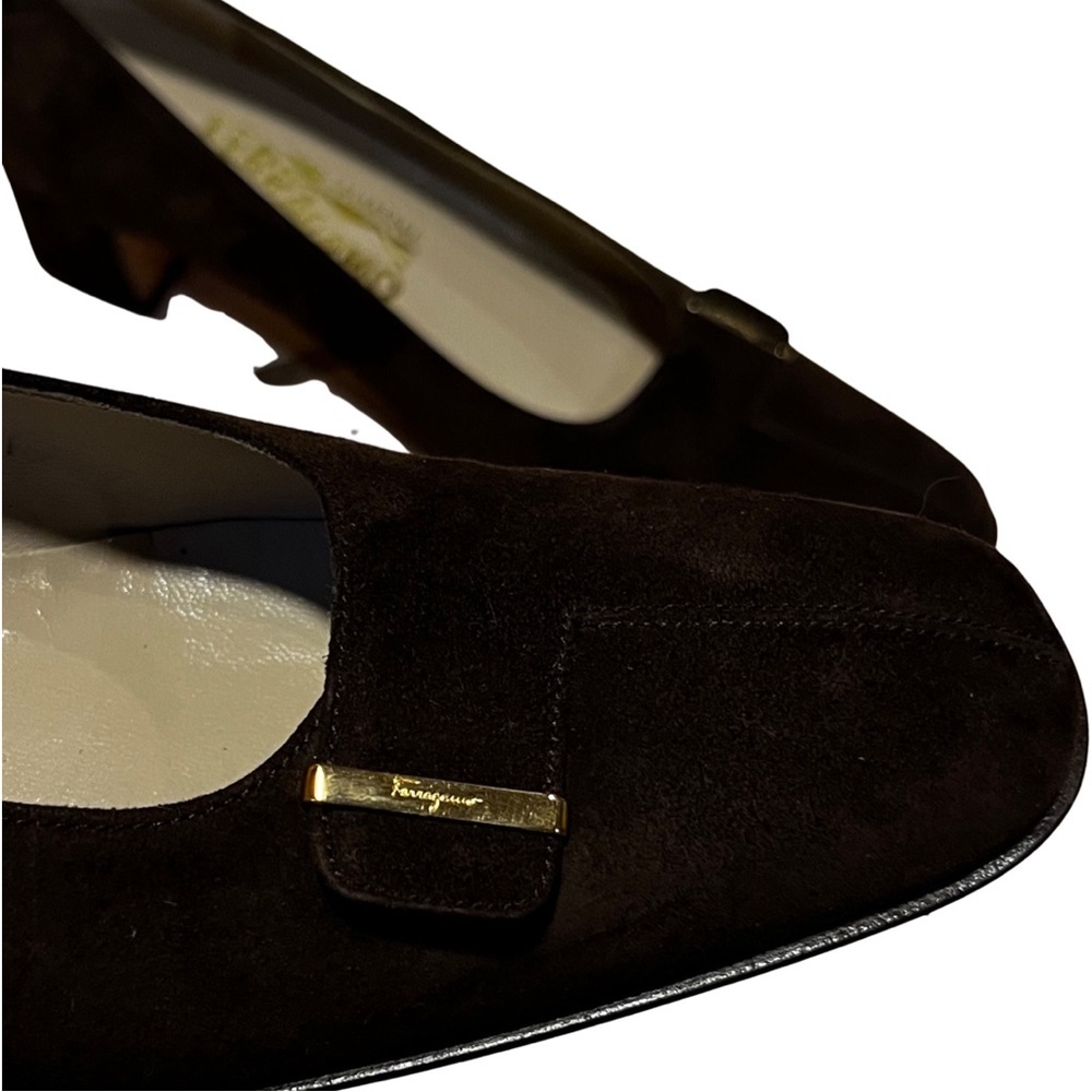 SALVATORE FERRAGAMO Luxe Brown Suede Block Heel Pumps Sz 8 $425 Chic Trendy - Picture 5 of 5